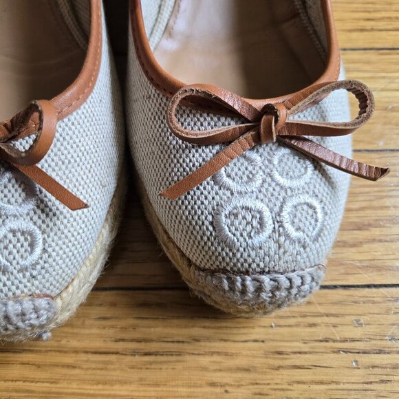 Coach Ireena Espadrilles Wedge Canvas Beige Monogram Bow Shoes Size 9 - Picture 5 of 14